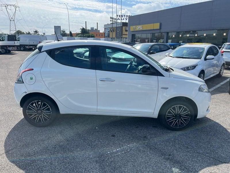 Lancia Ypsilon Ypsilon 1.0 FireFly 5 porte S&S Hybrid Silver Plus