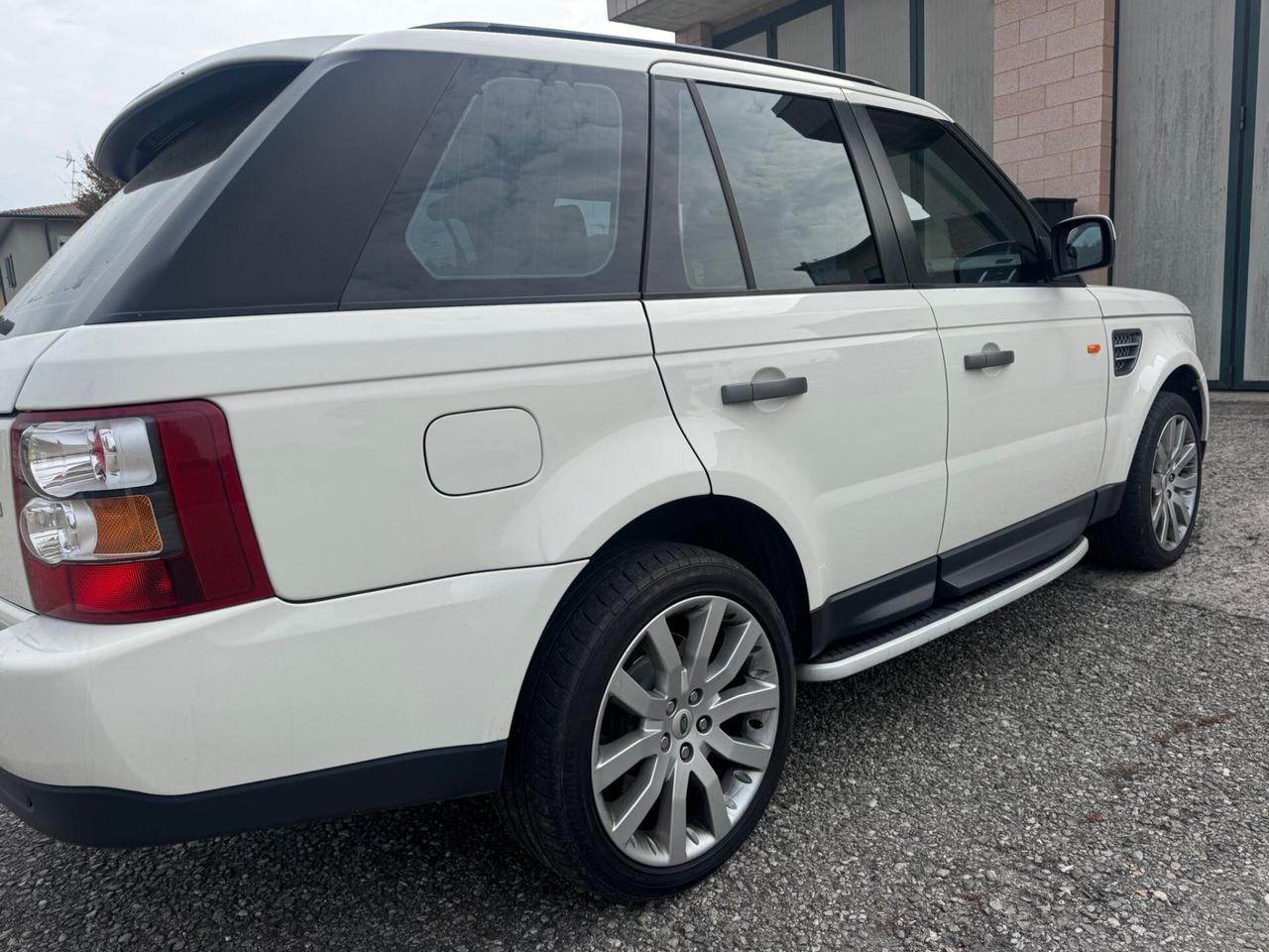 Land Rover Range Sport 3.6 TDV8 HSE (200 kw)