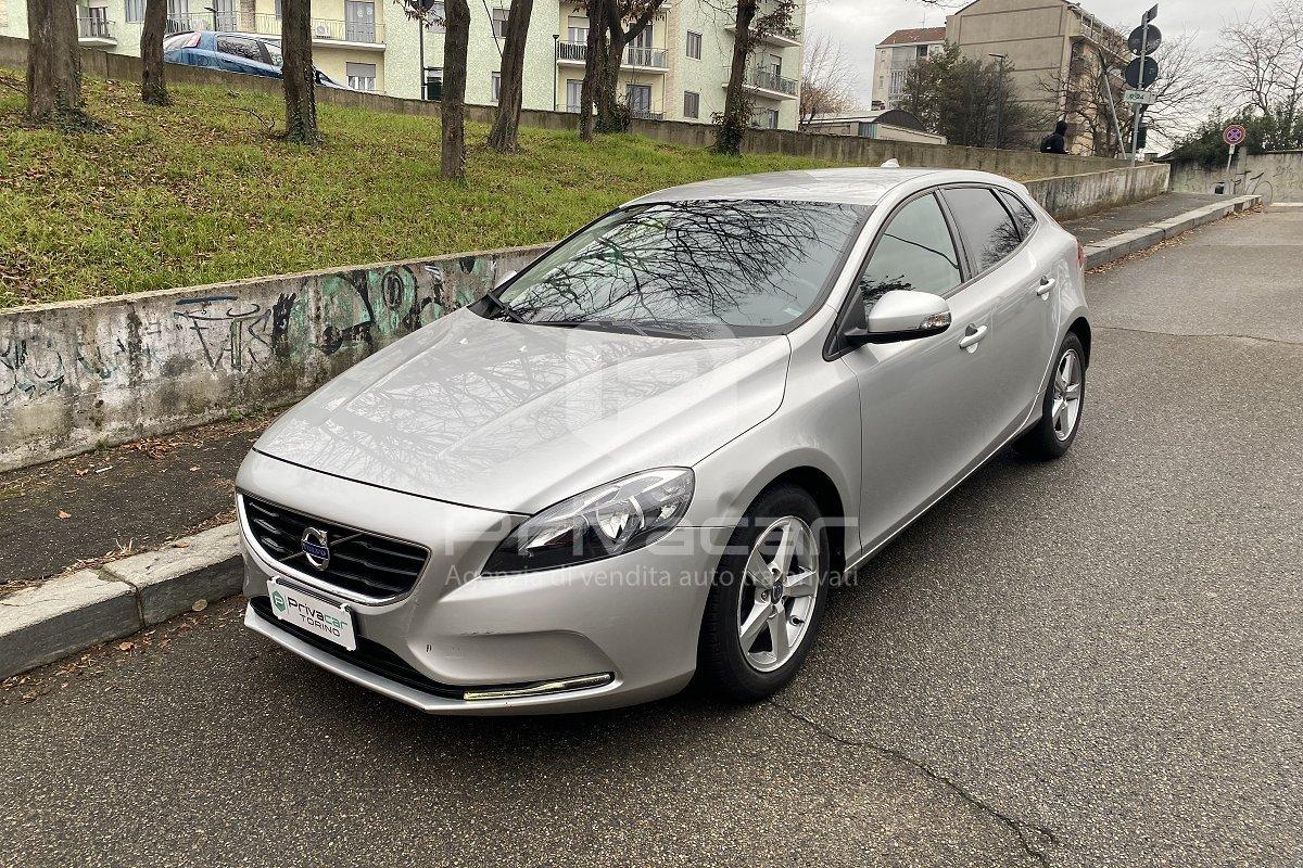 VOLVO V40 T3 Kinetic