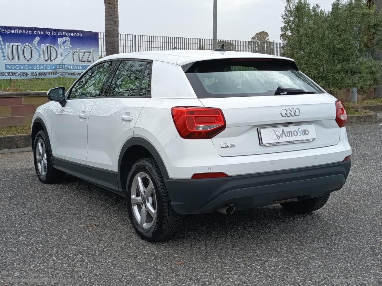 AUDI Q2 30 TDI S tronic Business