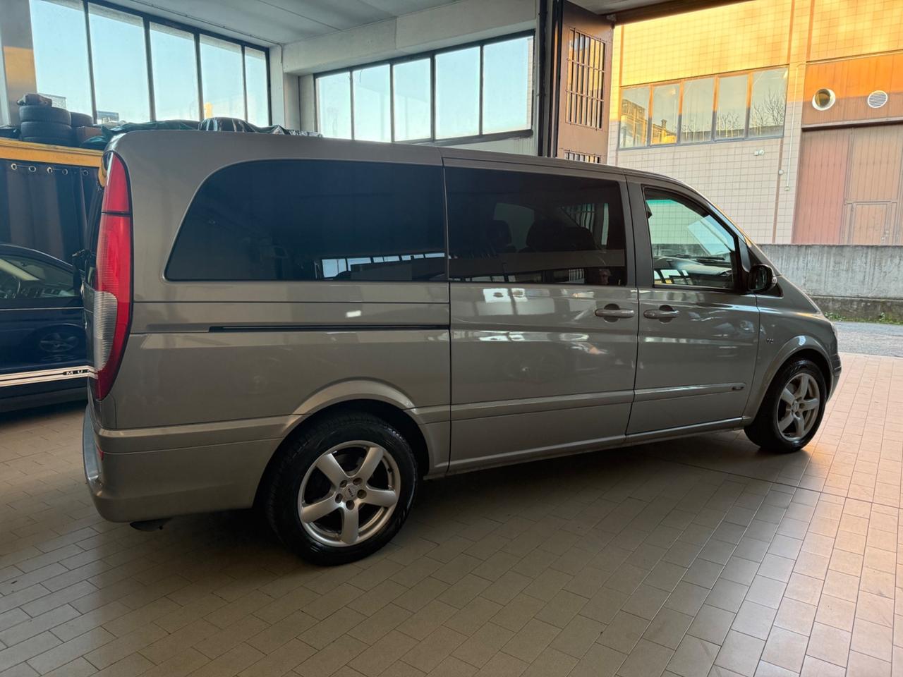 Mercedes-benz Viano 3.0 v6 7 posti unico proprietario