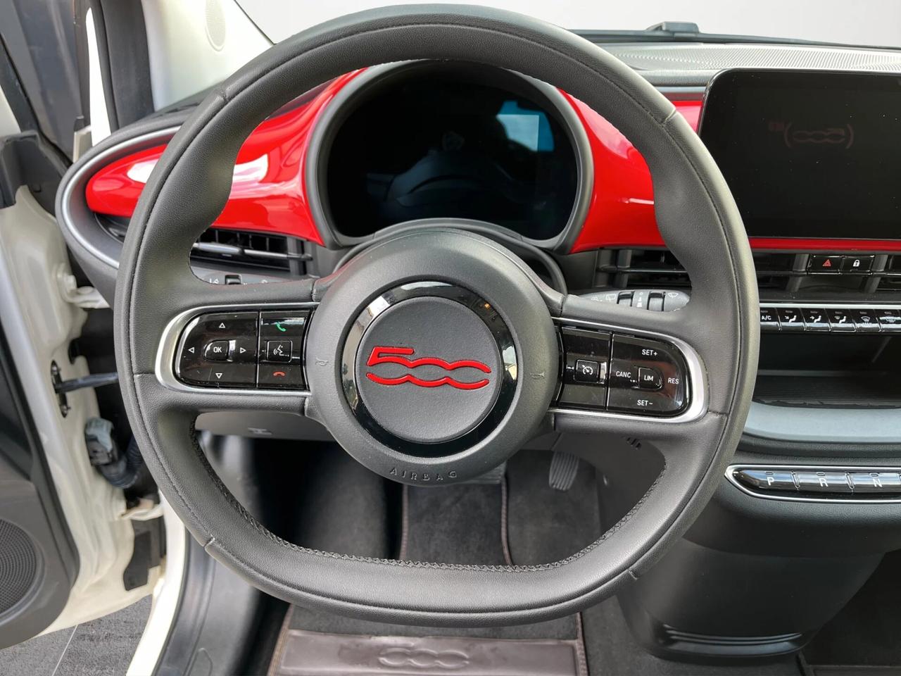 Fiat 500 500e Berlina 23,65 kWh Red