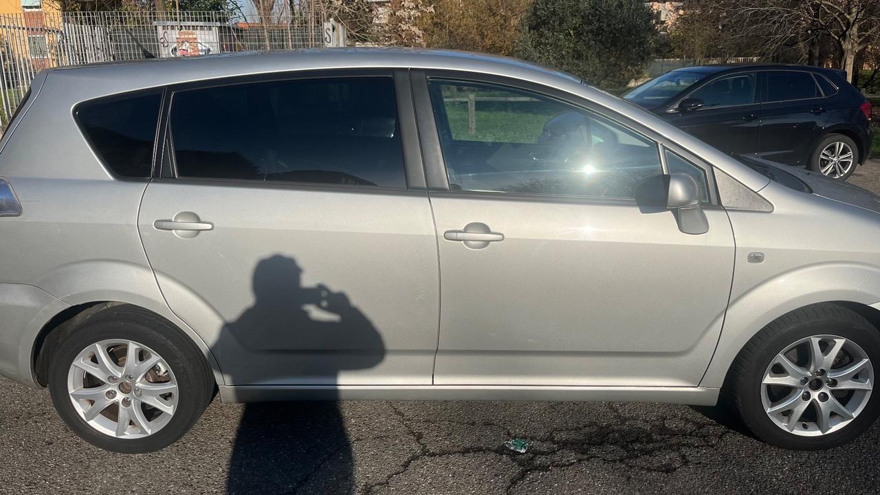 Toyota Corolla Verso 1.8 16V MMT MY'08 7pti