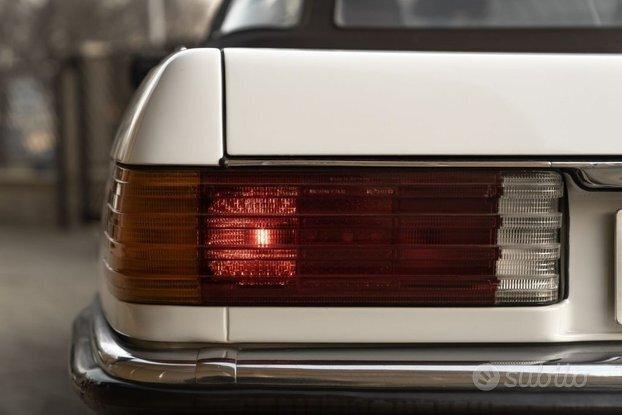 Mercedes-benz SL 300 Aria condizionata. Cambio automatico. Book service