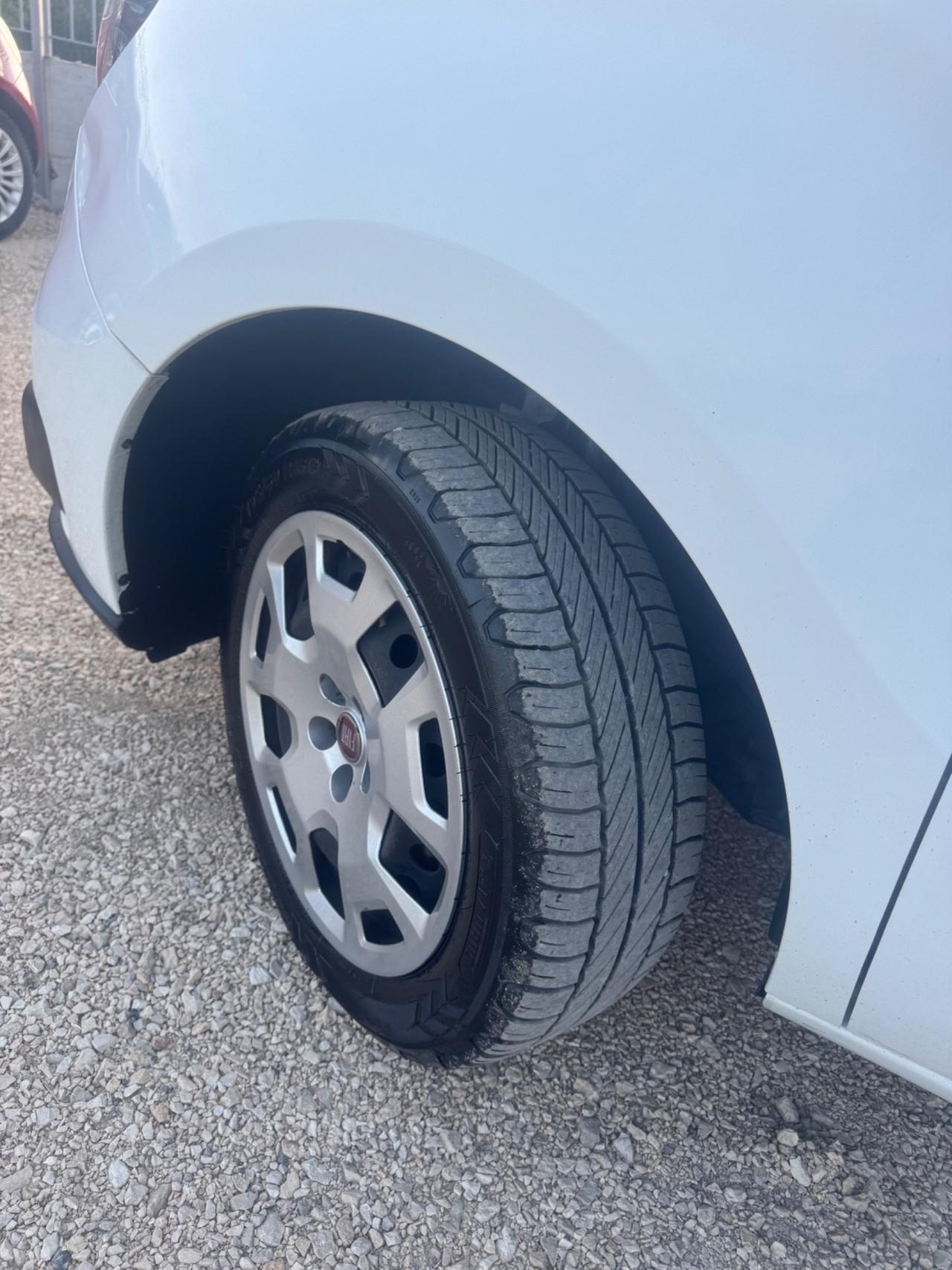 Fiat Doblò 1.6 MJT 120CV LOUNGE N1 5 POSTI