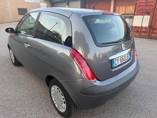 LANCIA Ypsilon 1.2 senza nessun lavoro da fare