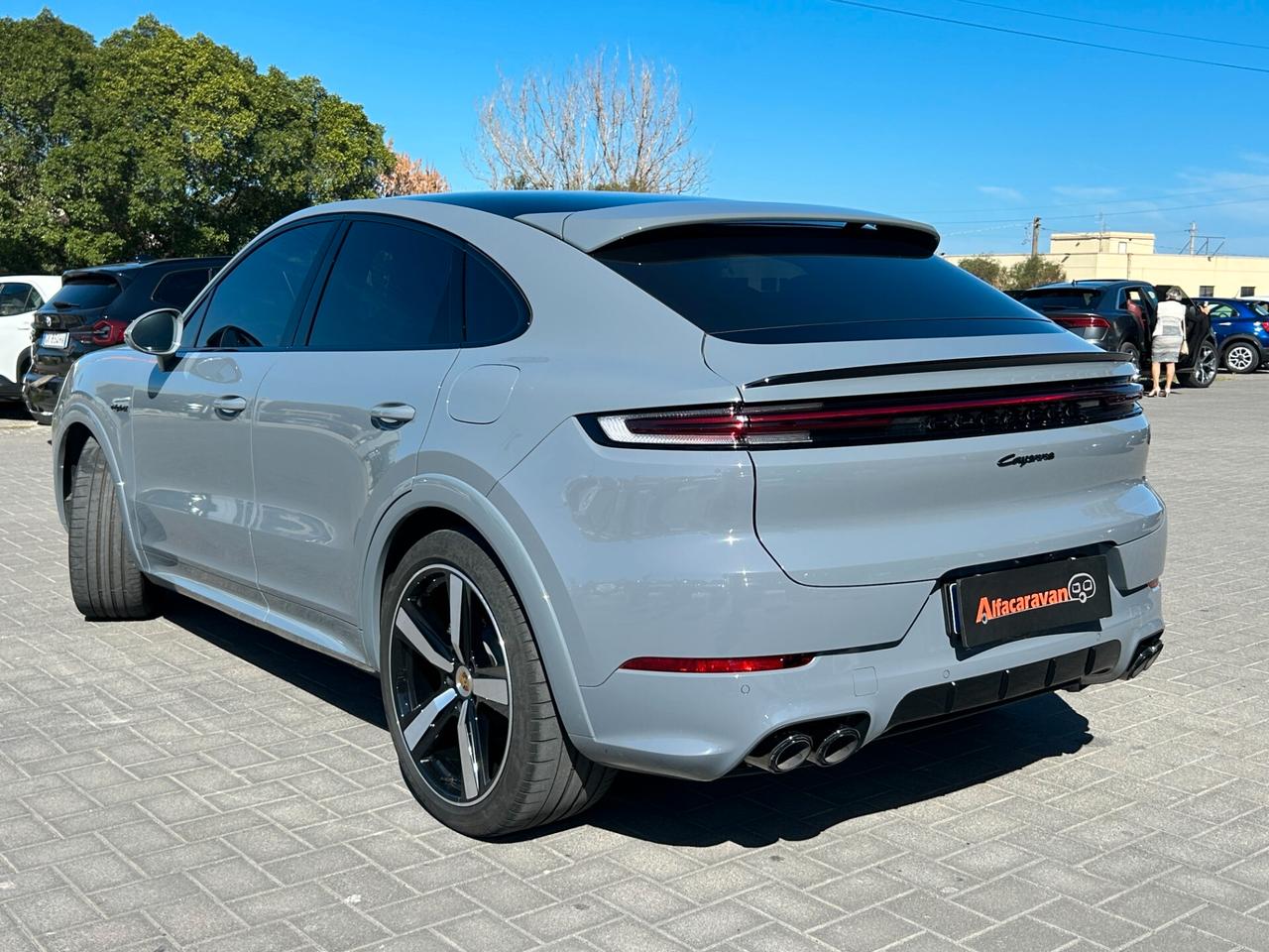 Porsche Cayenne Coupe 3.0 e-hybrid tiptronic