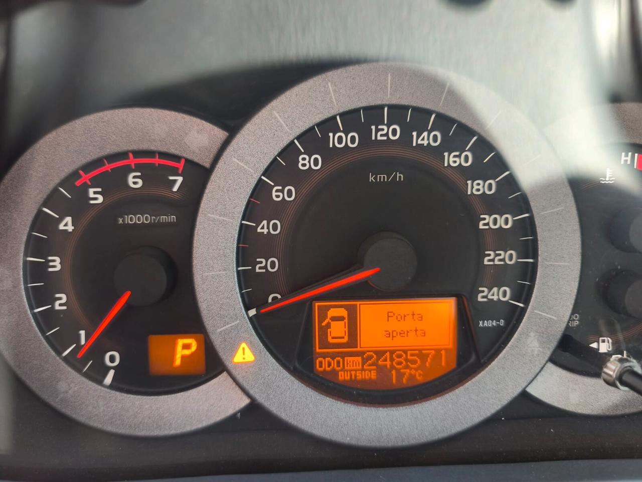 Toyota RAV 4 2.2 D-CAT 180HP