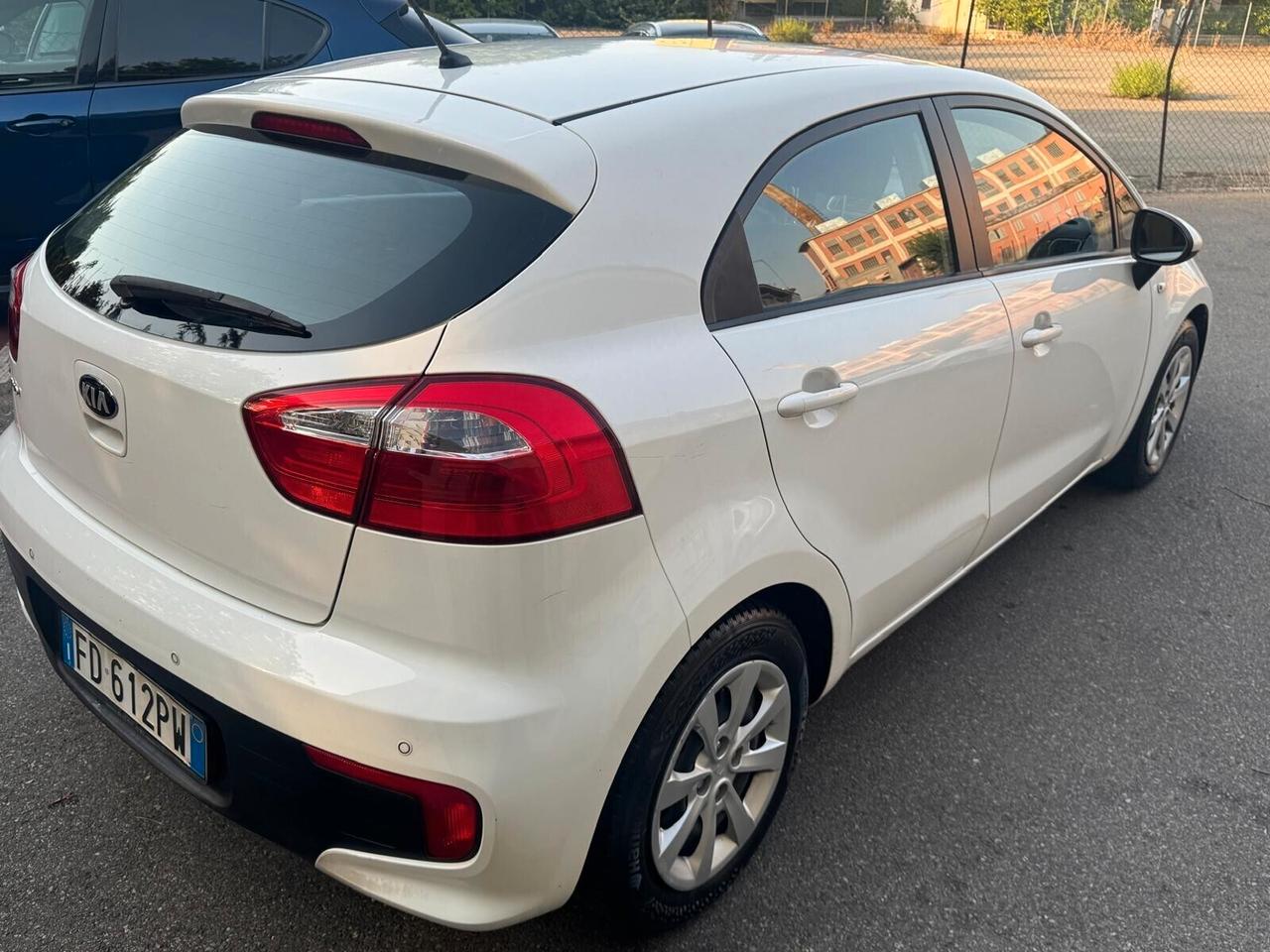 Kia Rio Anno 2016 1.2 BENZ/GPL 83 CV 5 PORTE
