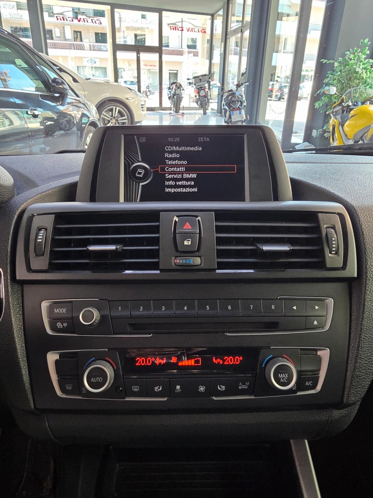 Bmw 116 116d 5p. Urban