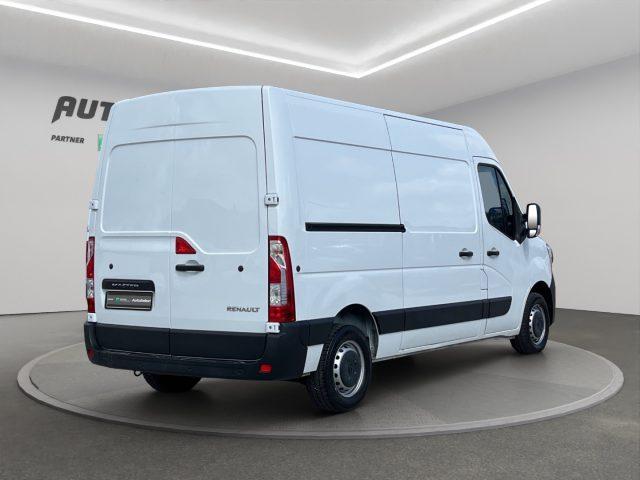RENAULT Master T35 2.3dCi L2H2