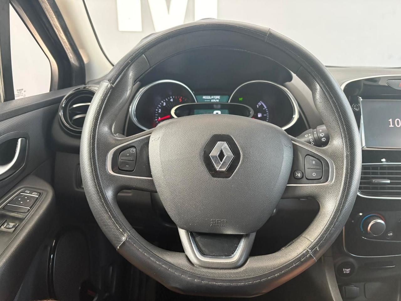 Renault Clio dCi 8V 75 CV 5 porte Moschino Life