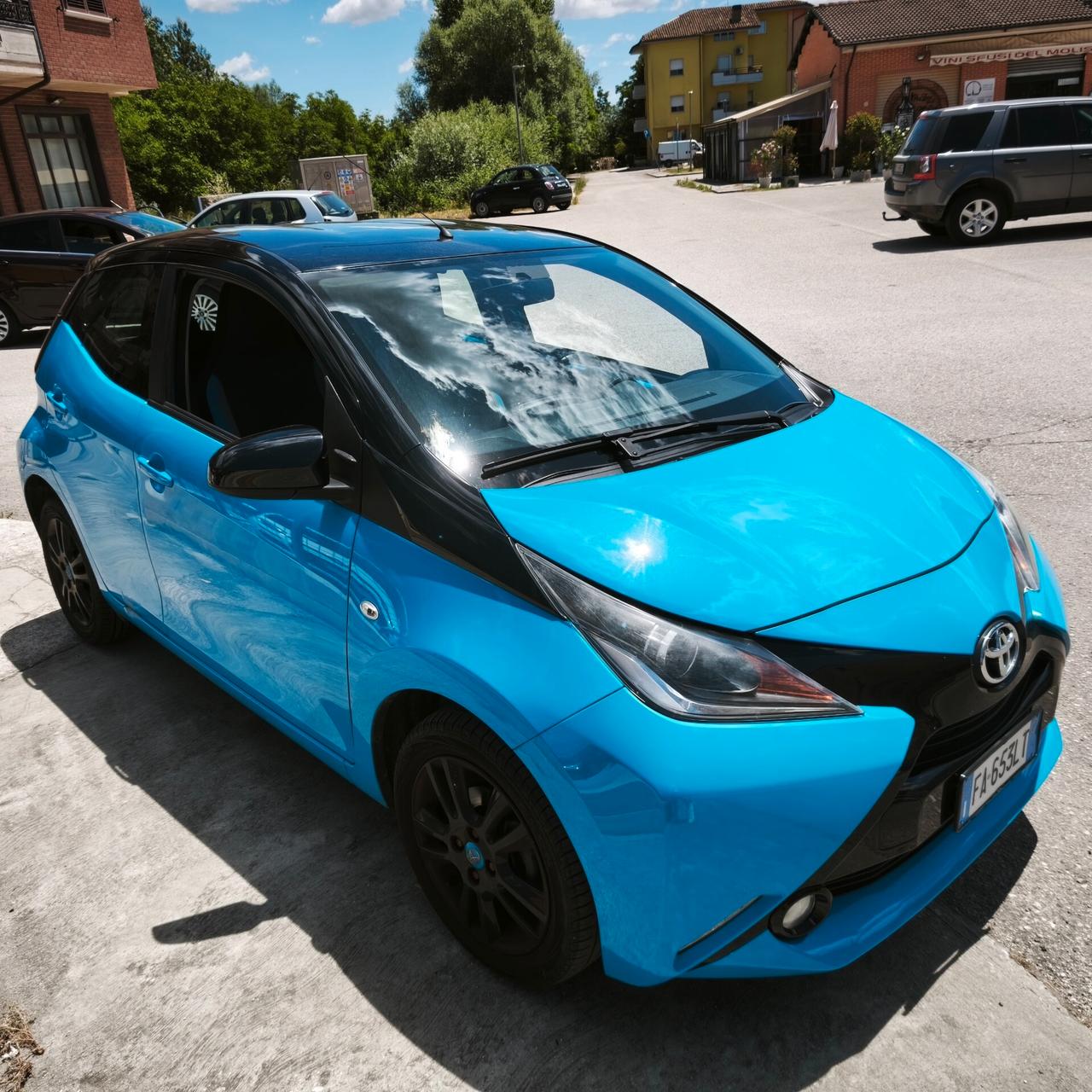 Toyota Aygo 1.0 VVT-i 69 CV 5 porte x-cool