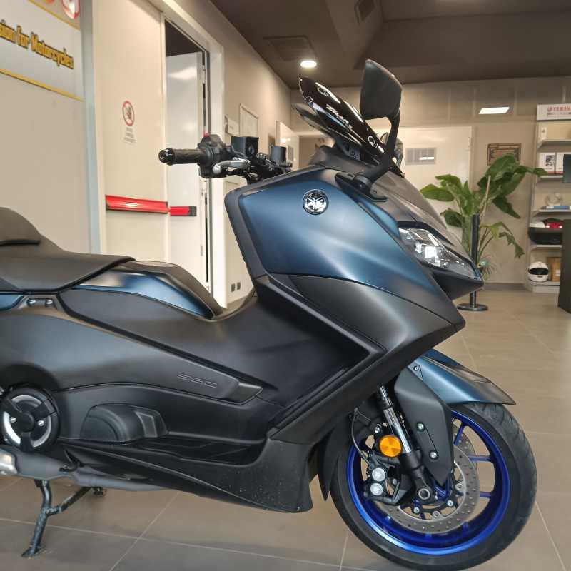 Yamaha T-Max 560 - 2022