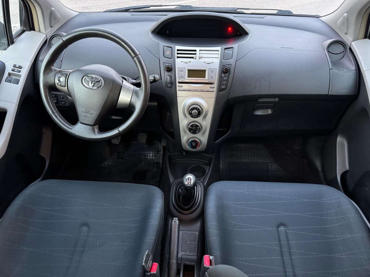 Toyota Yaris 1.4 D-4D 5 porte Sol