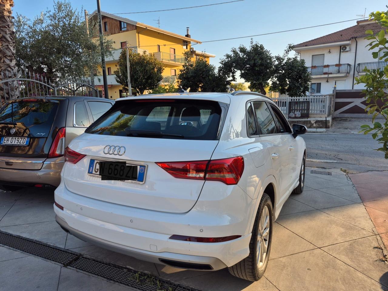 Audi Q3 35 TDI S tronic S LINE/TETTO