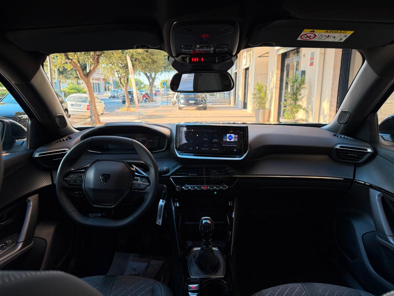 Peugeot 2008 1.2 100cv ALLURE