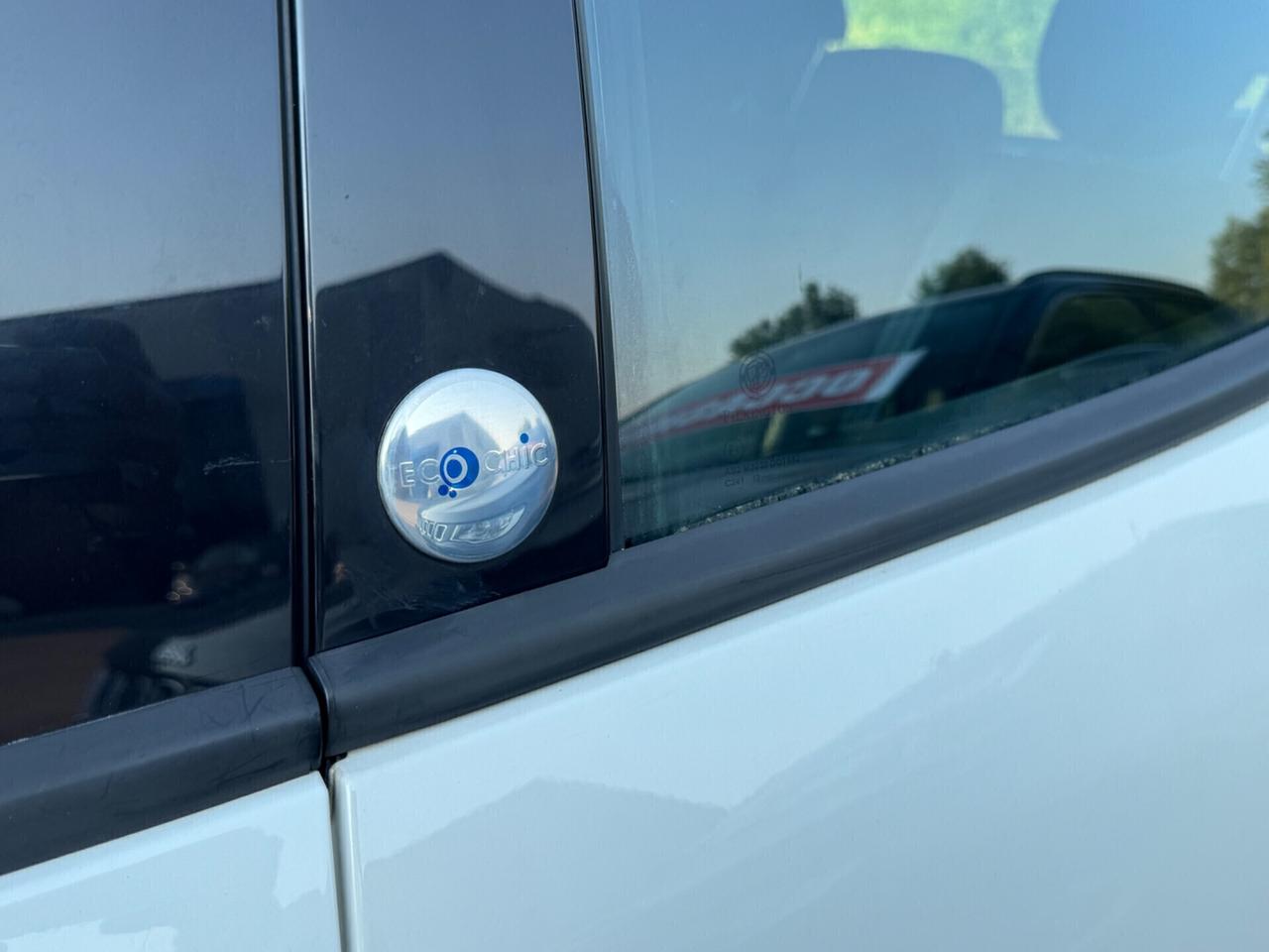 LANCIA Ypsilon 1.2 69 CV 5 porte GPL Ecochic GOLD