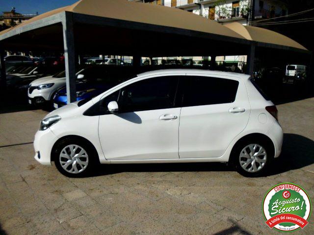 TOYOTA Yaris 1.4 D-4D 5 porte Lounge