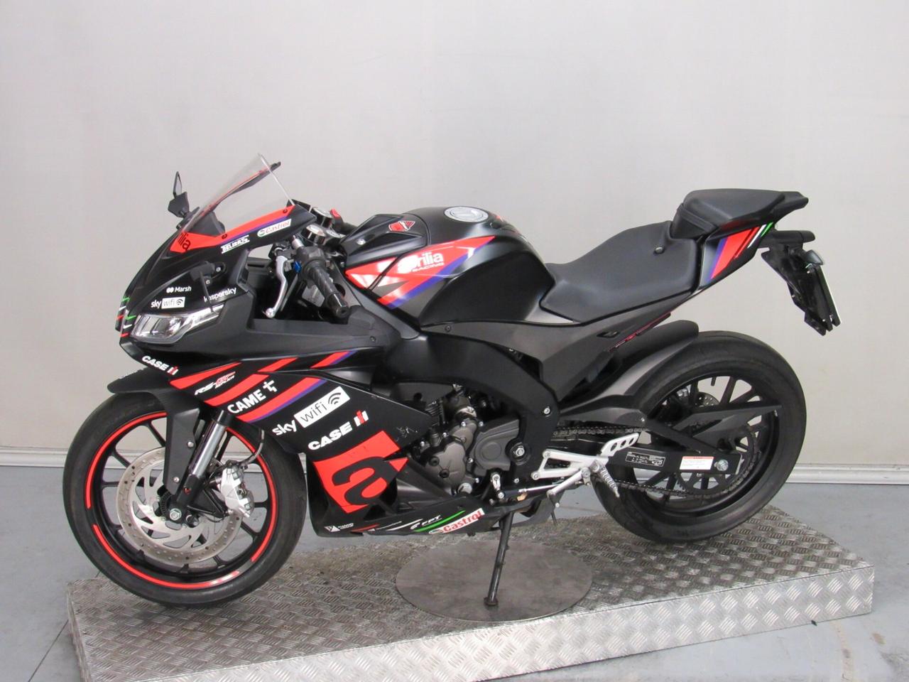 Aprilia RS 125 ABS 11 KW PATENTE A1/B