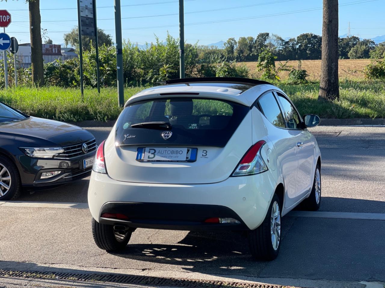 Lancia Ypsilon 1.2 69 CV 5 porte Elle