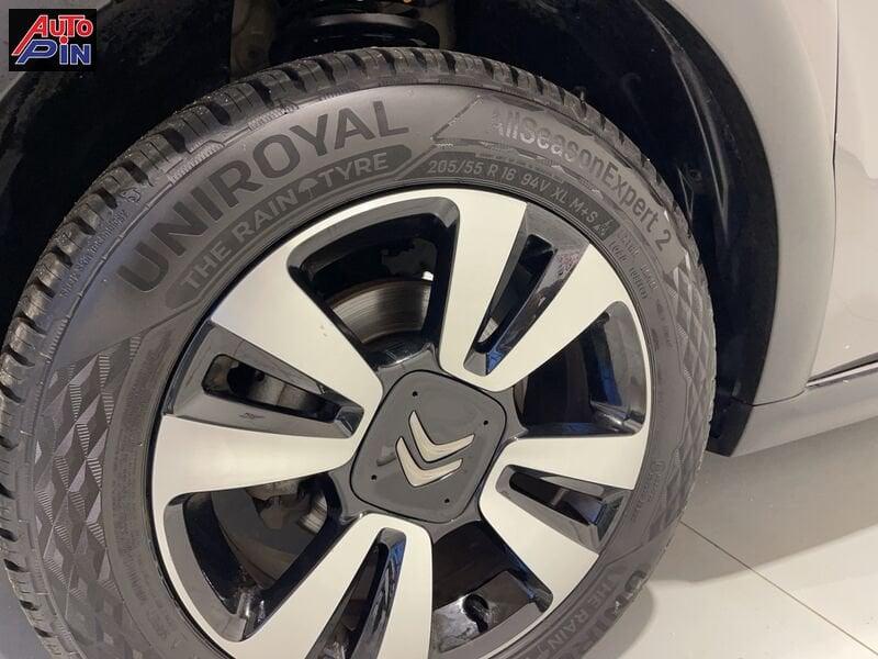 Citroën C3 C3 PureTech 110 S&S Shine KM28.000