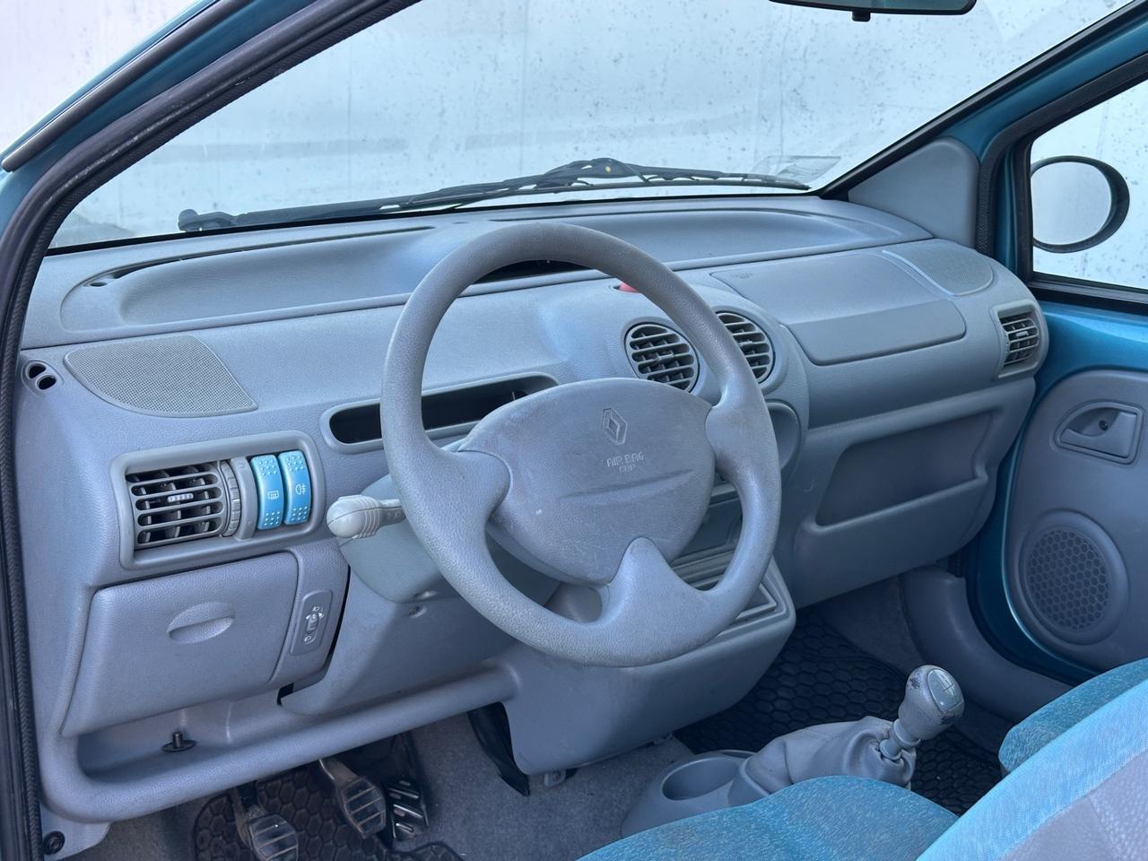 Renault Twingo 1.2i cat Authentique Neopatentati