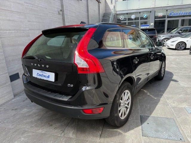 VOLVO XC60 D3 AWD Geartronic Momentum