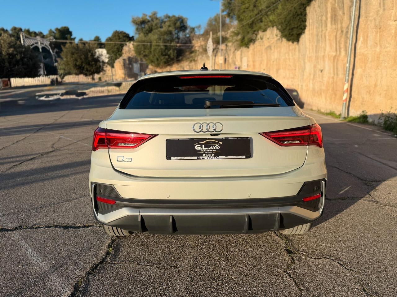 Audi Q3 SPB S-LINE/2.0 150CV/SOLO 37000KM/IVA ESPOSTA