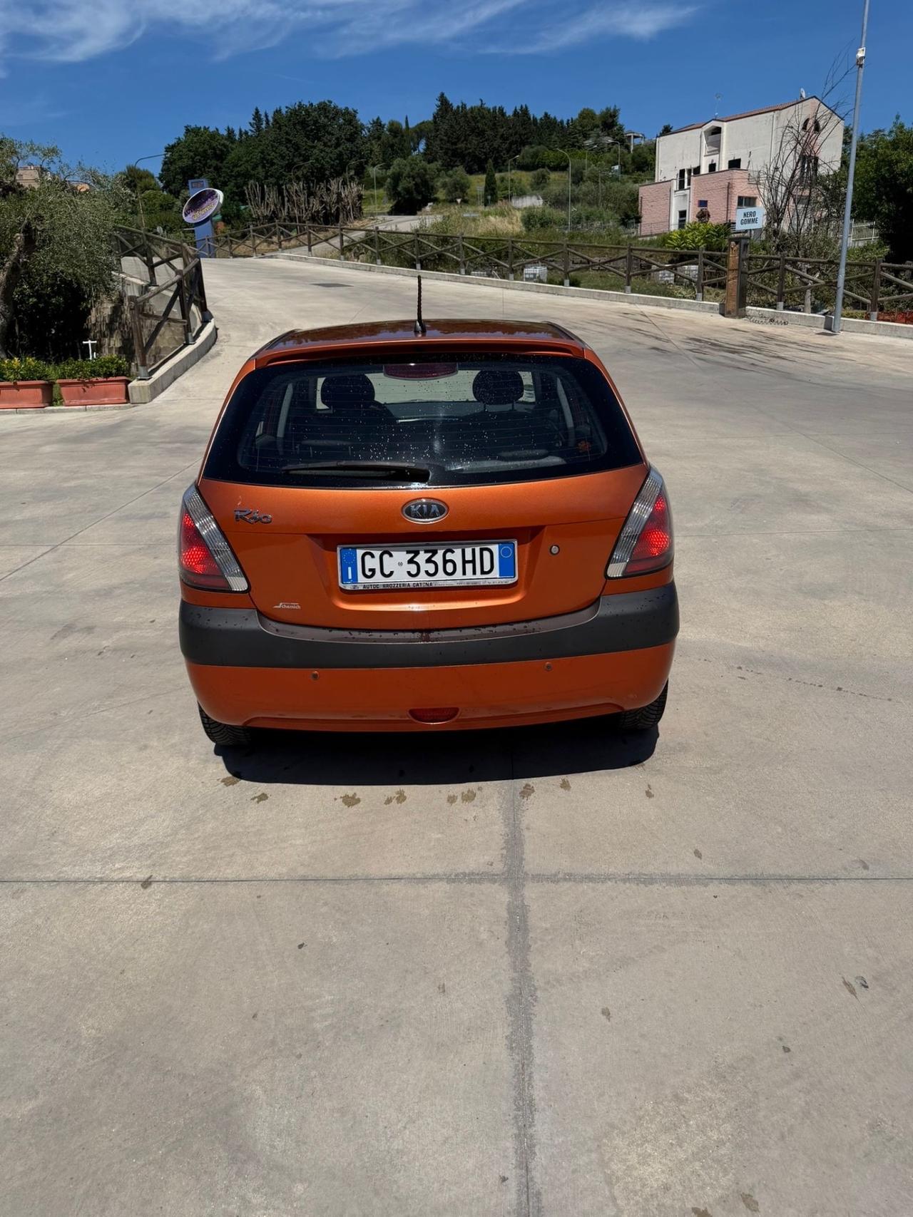 Kia Rio 1.4 16V 5p. EX Challenge