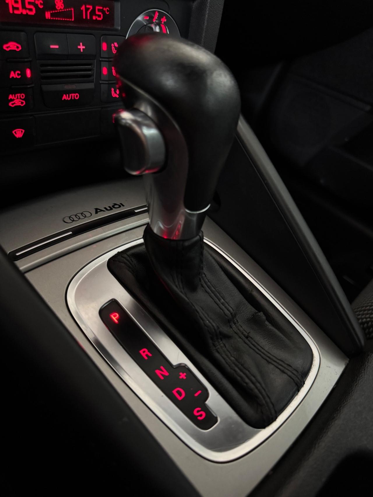 Audi A3 2.0 16V 200 CV TFSI S tronic CAMBIO AUTOMATICO
