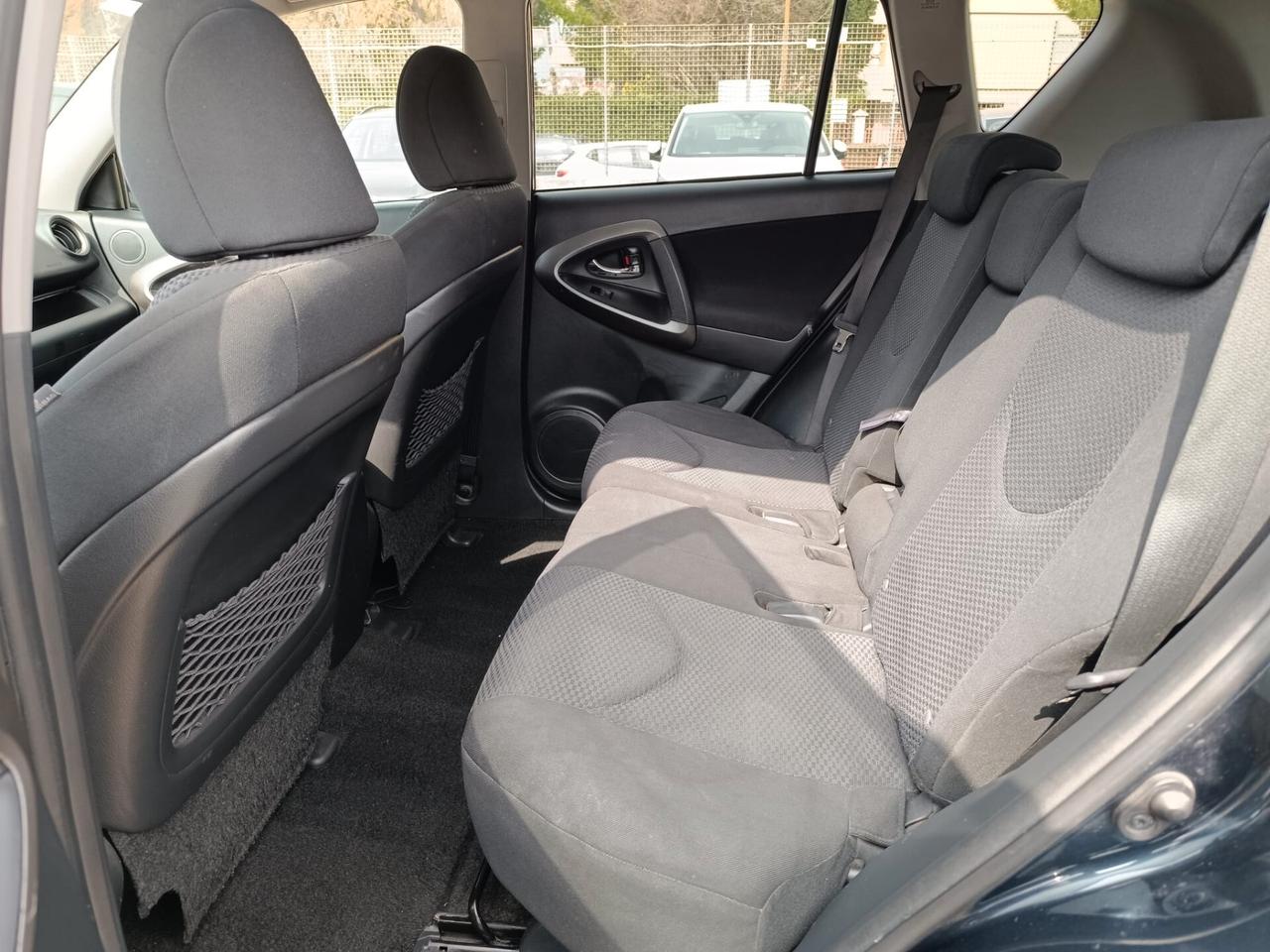 Toyota RAV 4 2.2 D-4D 150 CV DPF