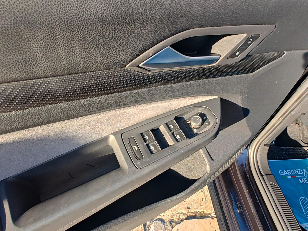 VOLKSWAGEN GOLF VIII 2.0 TDI 150 CV DSG SCR R-LINE