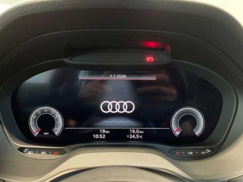 Audi Q2 Audi Business Advanced 30 TFSI 85(116) kW(CV) 6-marce