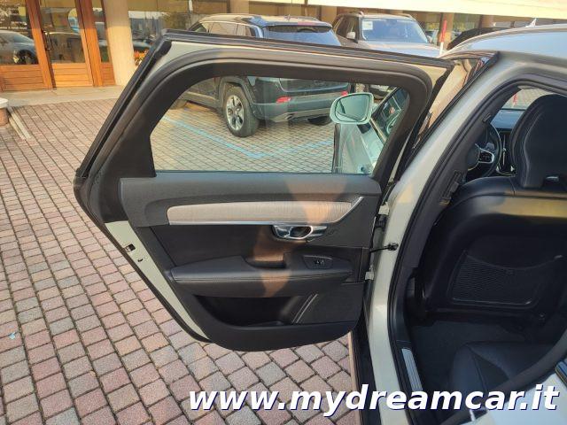 VOLVO V90 Cross Country B4 (d) AWD 197CV Geartronic Business Pro