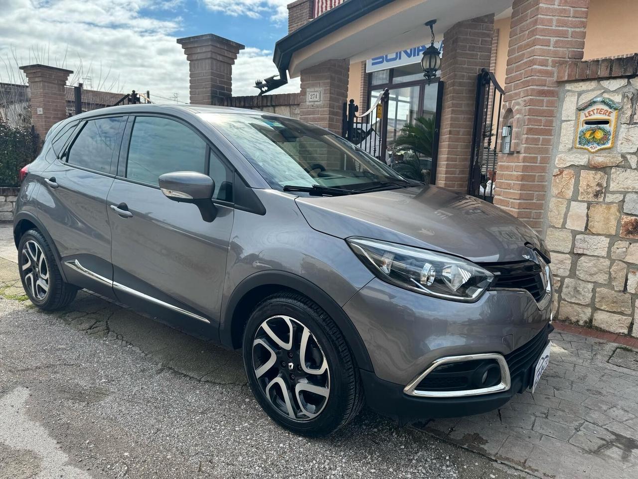 Renault Captur 1.2 TCe 120 CV EDC Energy R-Link automatica