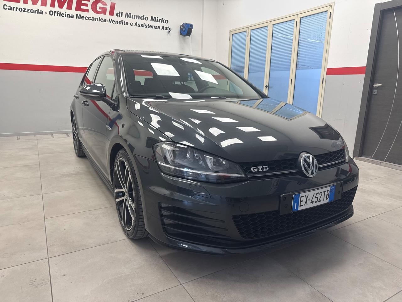 Volkswagen Golf GTD 2.0 TDI DSG 5p. BlueMotion Technology