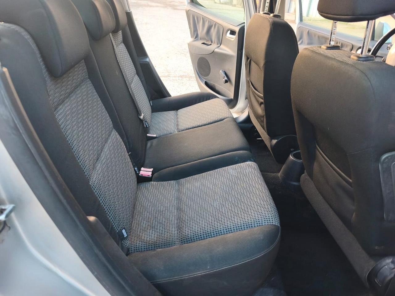 Peugeot 207 2009----1.4 Diesel Neopatentati