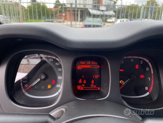 FIAT Panda My24 1.0 70cv Hybrid Panda N70596