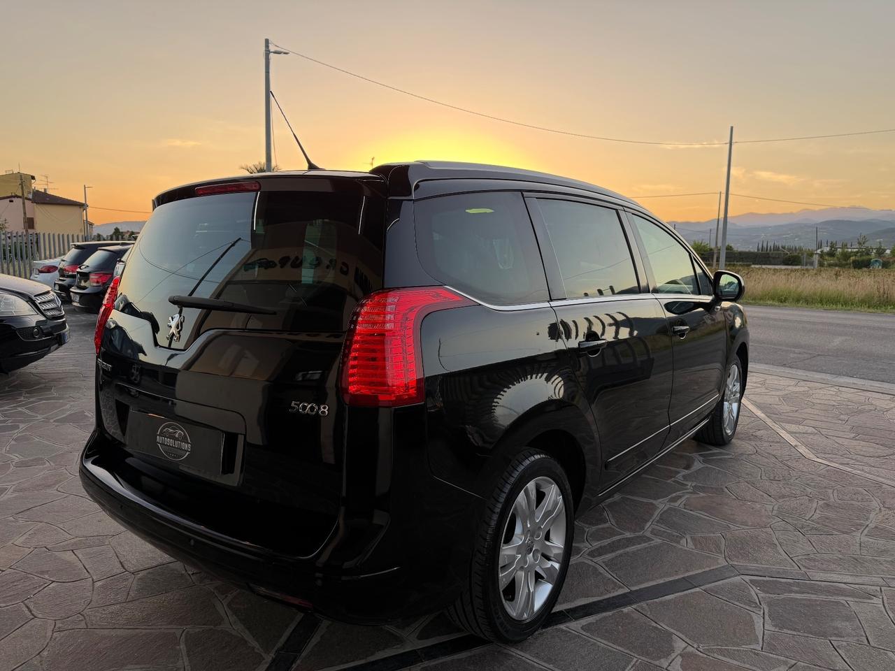 Peugeot 5008 1.6 THP 156CV Féline 7 Posti unico proprietario