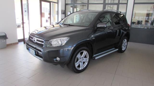 TOYOTA - RAV4 RAV4 2.2 d-4d Luxury 177cv