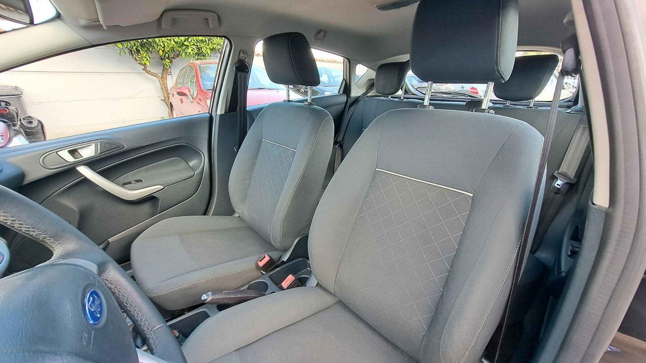 Ford Fiesta Ikon 1.2 60CV 5 porte
