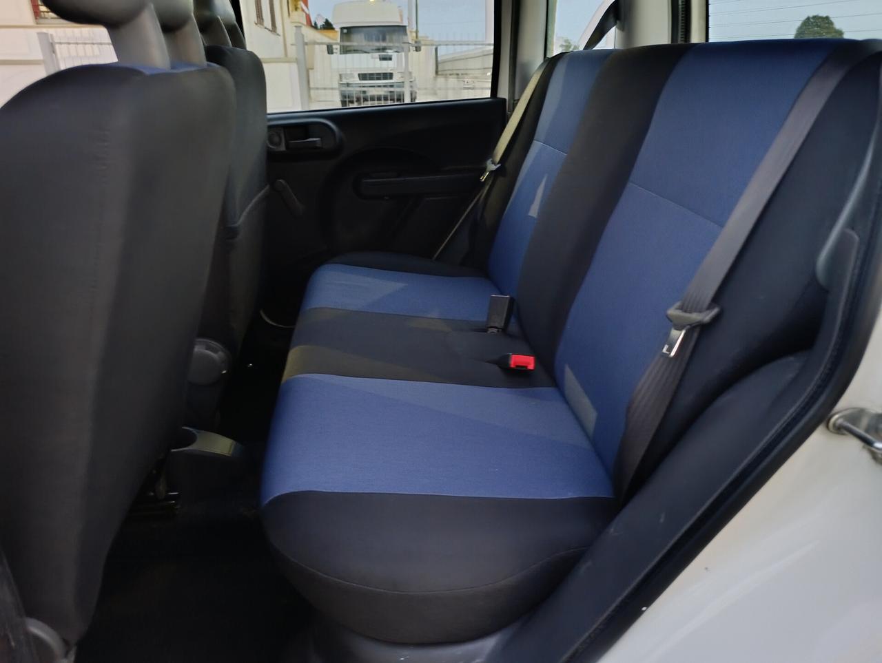 FIAT PANDA 1.2 BENZINA 05/2011 KM 65.000 1 PROPRIETARIO