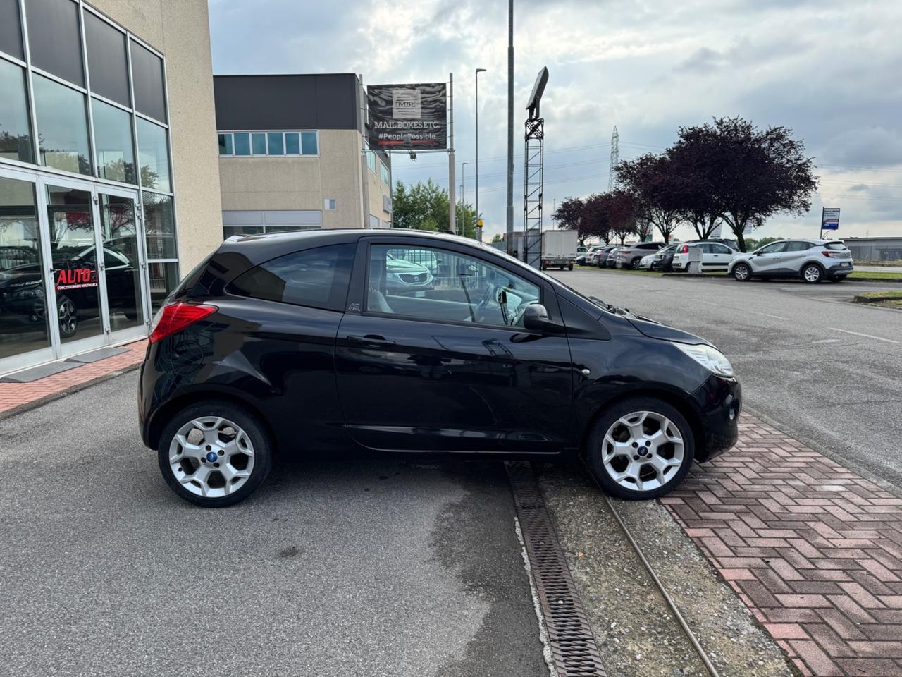 Ford Ka 1.2 8V 69CV Titanium Ok Neopatentati