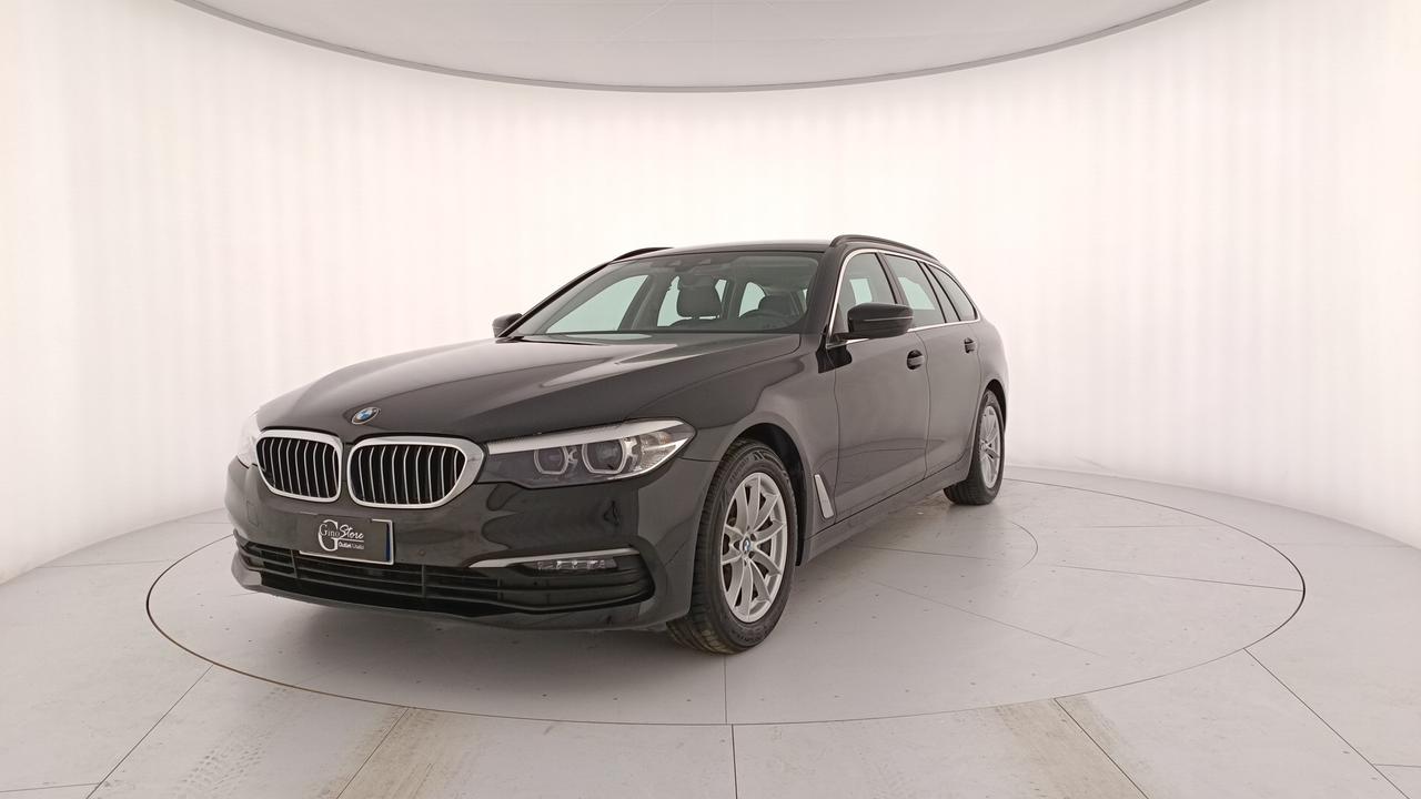 BMW Serie 5 G31 2017 Touring - 520d Touring Business auto