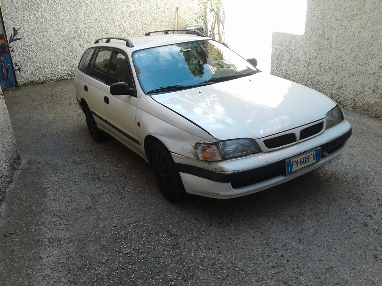 Toyota Carina E 1.6 16V cat Station Wagon GLi con Gpl