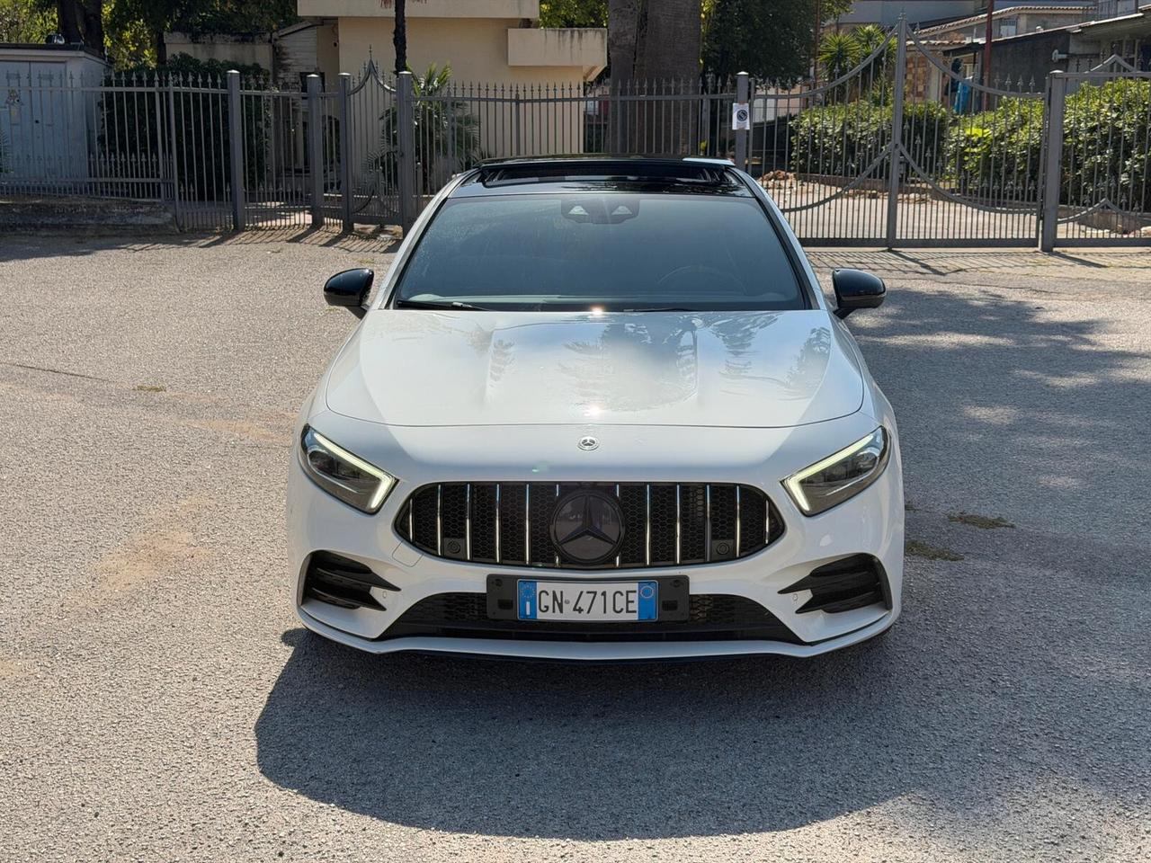 Mercedes-benz A 250 Premium AMG