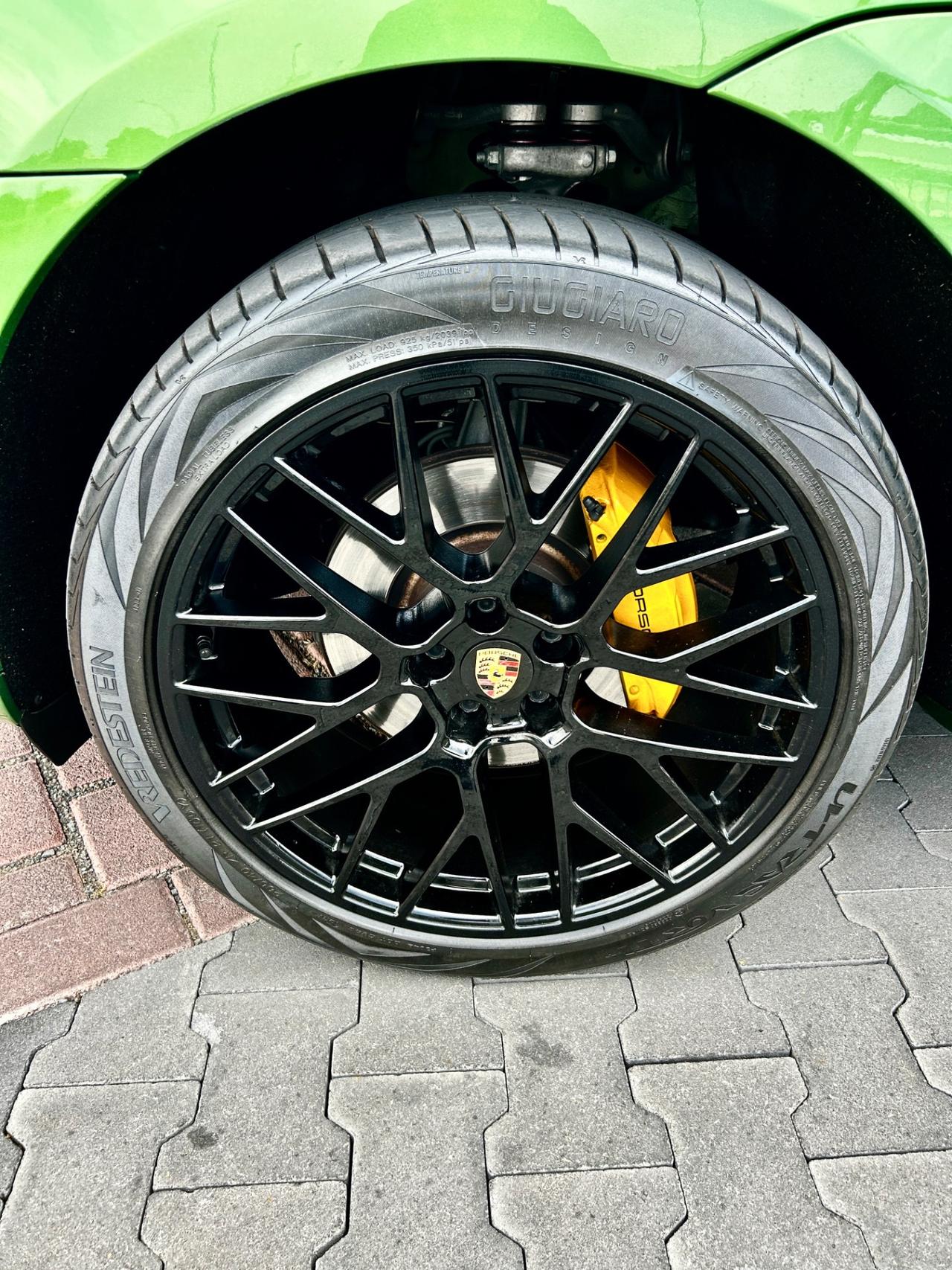 Porsche Macan 2.0 BENZINA 245CV PYTHON GREEN (GTS COLOR)