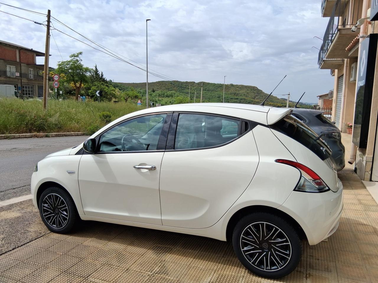 Lancia Ypsilon Gold 1.2 S&S