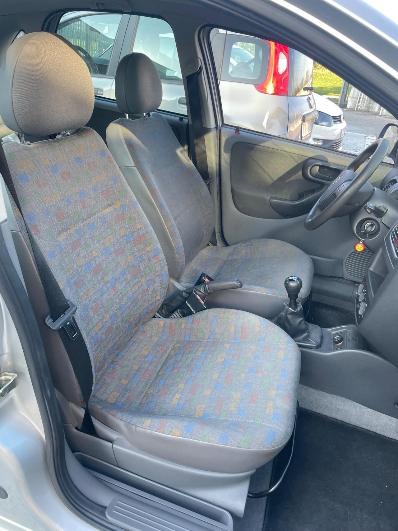 Opel Corsa 1.2i 16V cat 5 porte Comfort